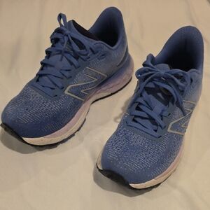 NEW BALANCE 880. Fresh Foam. Women's Blue Lace-Up Knit Running Sneakers